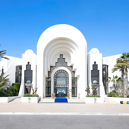 فندق راديسون بلو بالاس ريزورت آند ثالاسو، جربة مزرايا المظهر الخارجي الصورة The main entrance of the hotel