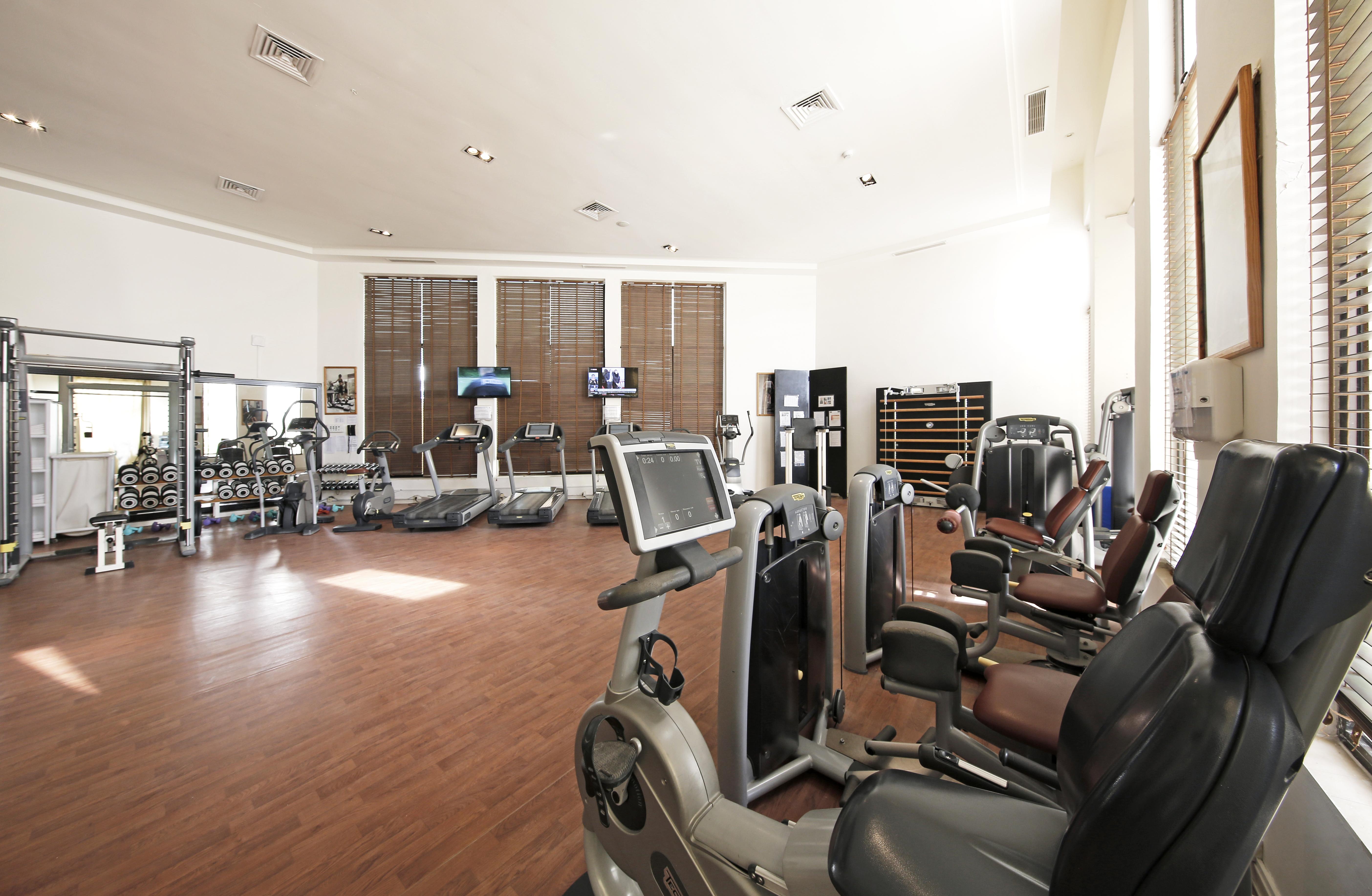 فندق راديسون بلو بالاس ريزورت آند ثالاسو، جربة مزرايا المظهر الخارجي الصورة The gym at the hotel